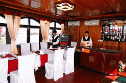 Pearly Sea Cruise's dining area