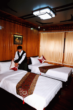 Room making in Pearly Sea Cruise