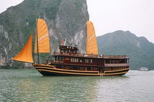 Travelers with Vietnam Cruise - 13 days